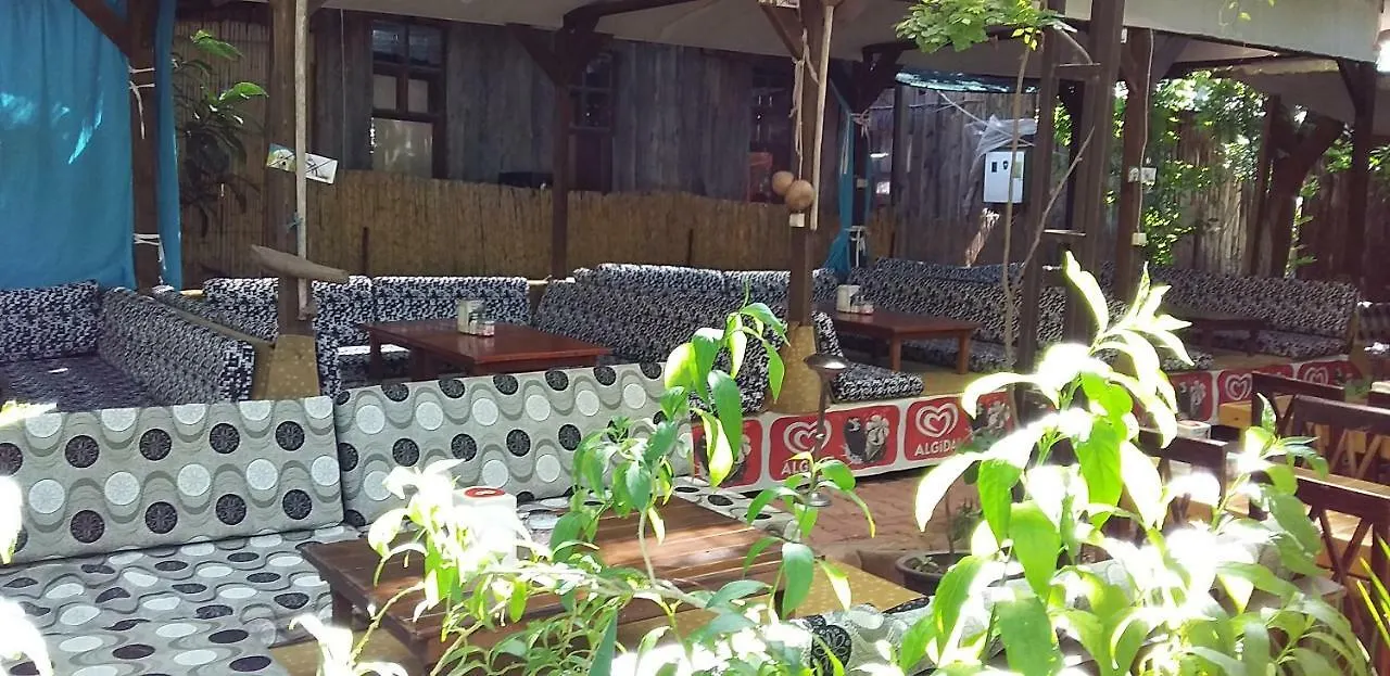 Zakkum Pansiyon Antalya 0*,