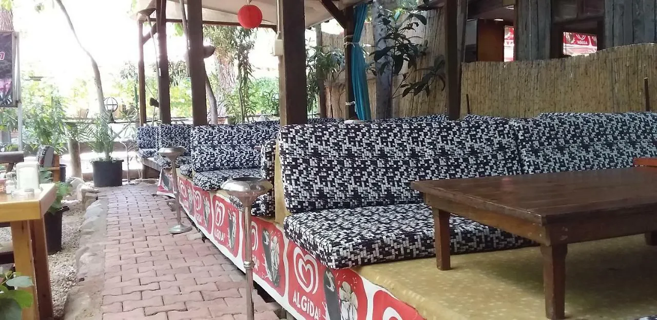 Homestay szállás Zakkum Pansiyon Antalya Törökország