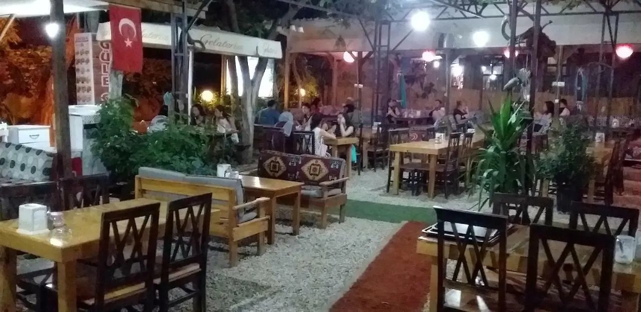 אנטליה Zakkum Pansiyon 0*,  טורקיה