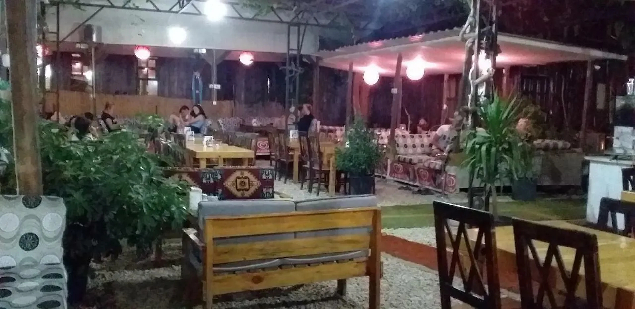 אנטליה Zakkum Pansiyon בית אירוח